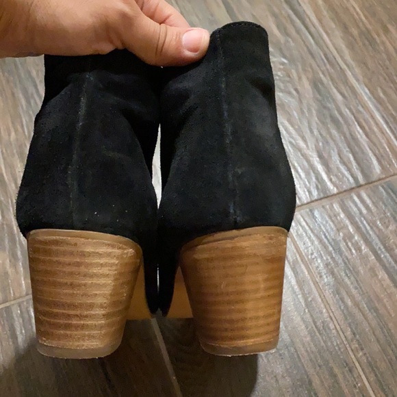 Coconuts by Matisse suede ankle booties - Picture 6 of 11